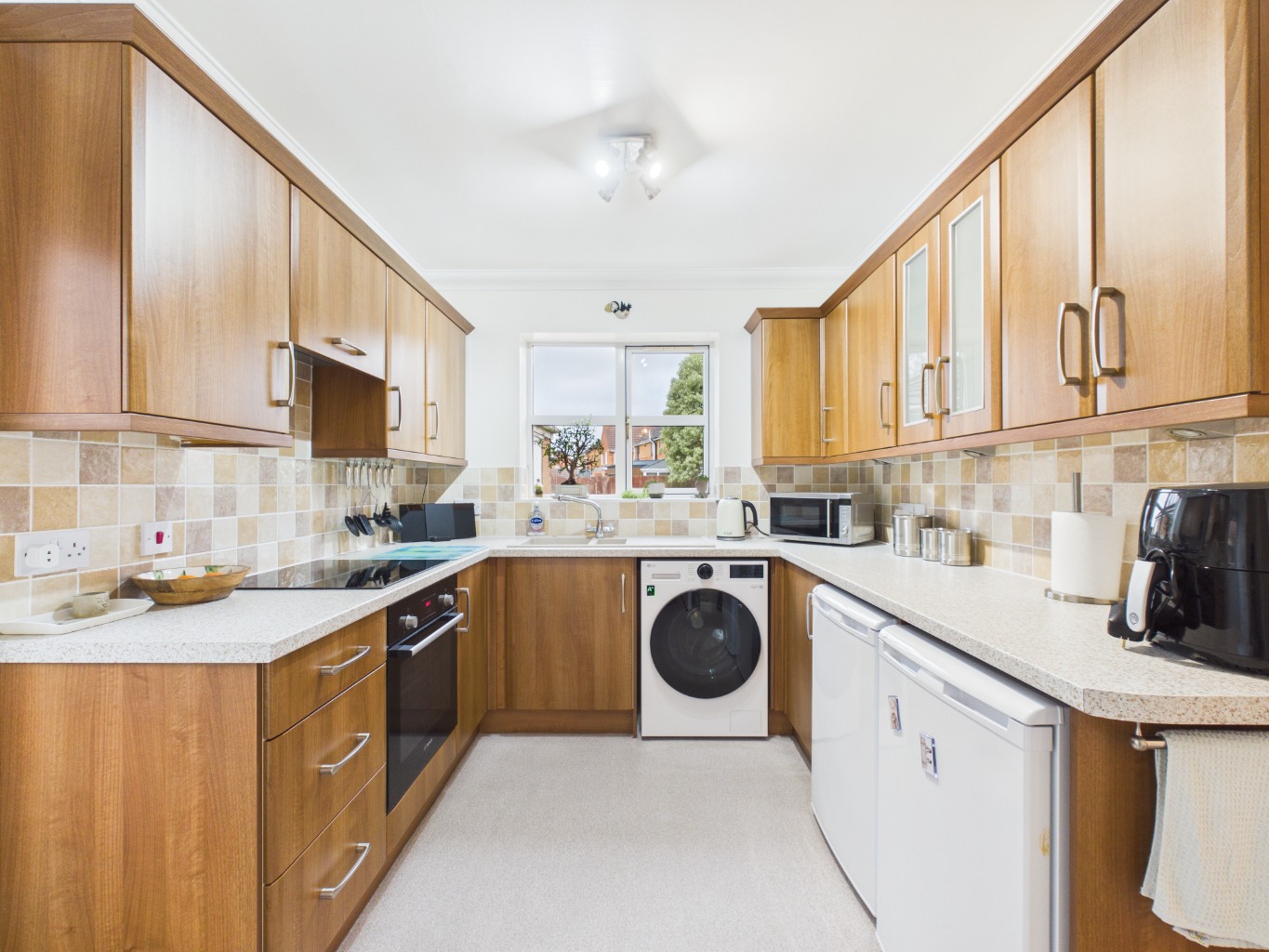 Parcevall Drive, Hull, HU7 3EU