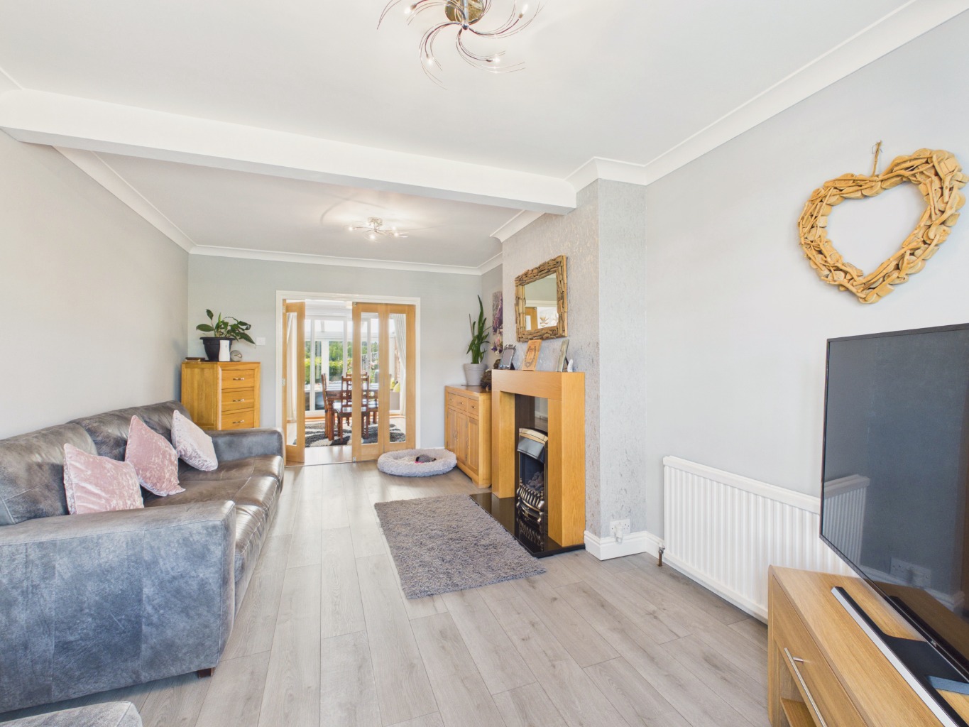 Glebe Road, Wawne, Hull, HU7 5XR