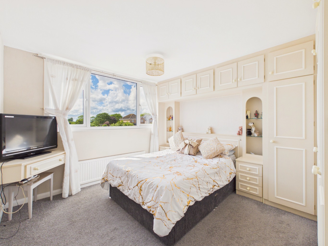 Glebe Road, Wawne, Hull, HU7 5XR