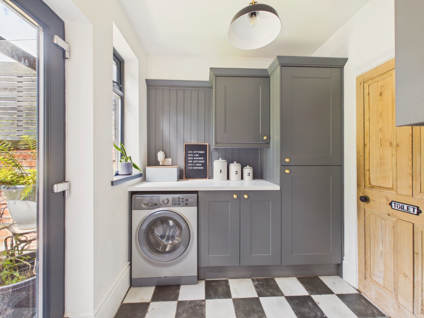 Beverley Road, Hessle,  HU13 9AE