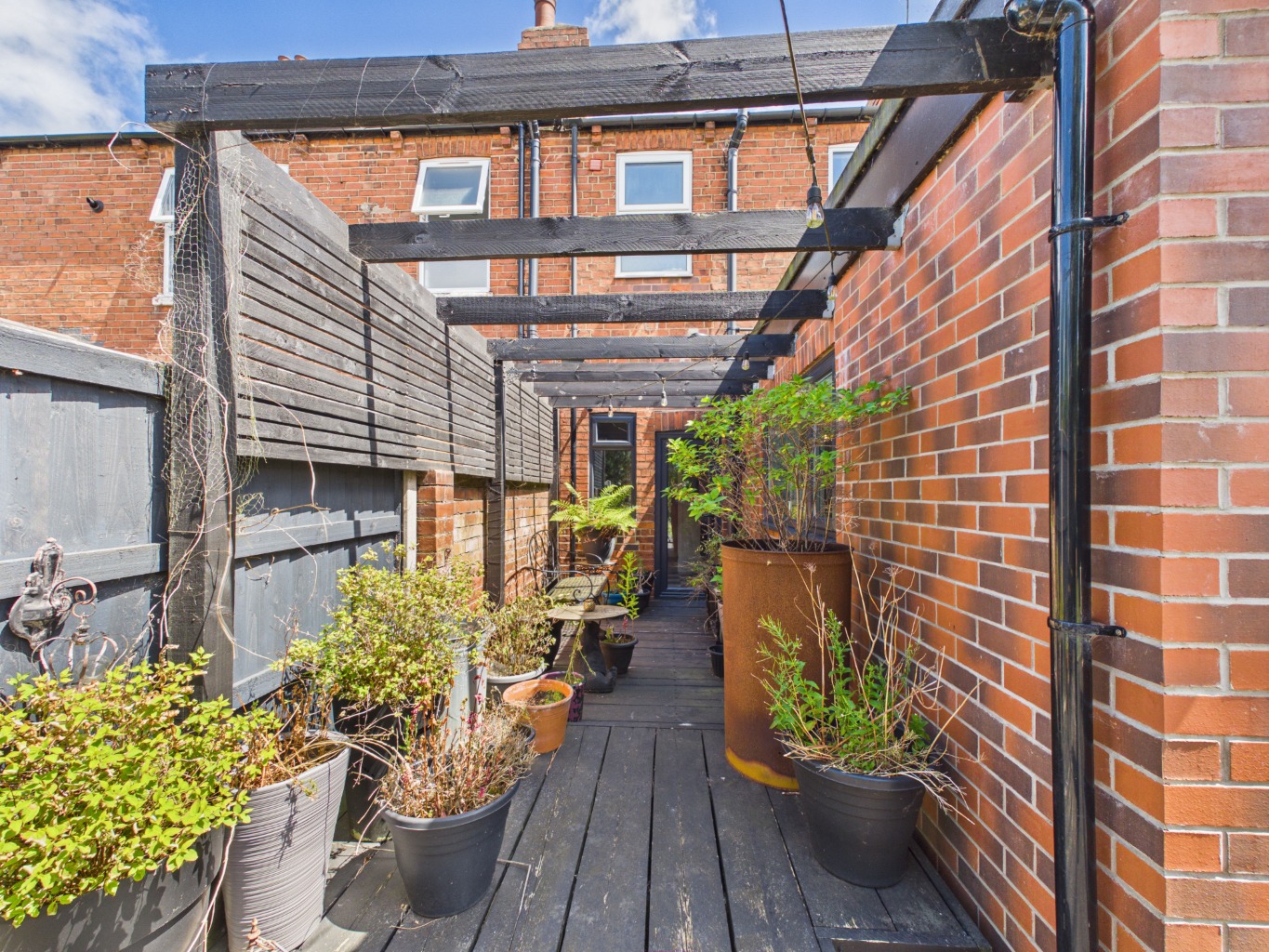 Beverley Road, Hessle,  HU13 9AE