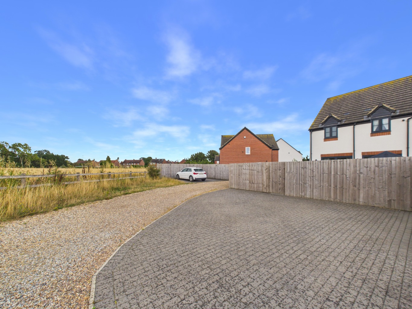 Pymhurst Crescent, Wawne, HU7 5EU