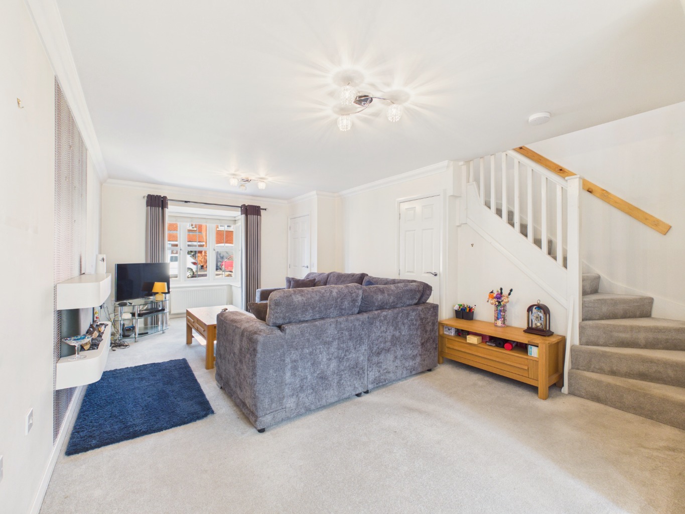 Hamlet Drive, Kingswood, Hull, East Riding of Yorkshire, HU7 3FG