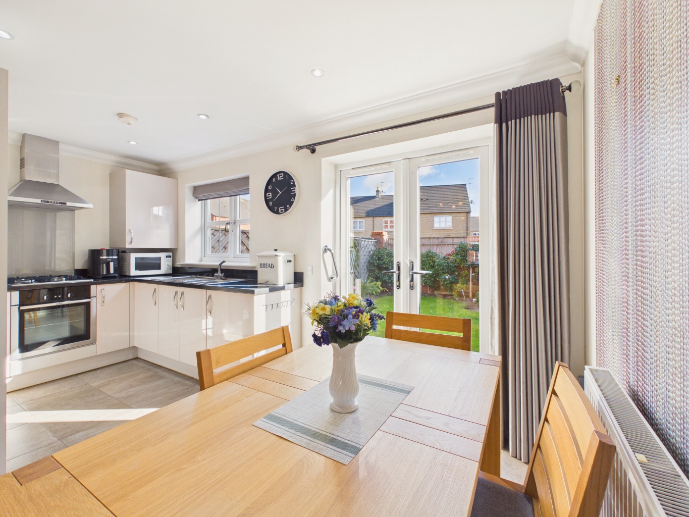 Hamlet Drive, Kingswood, Hull, East Riding of Yorkshire, HU7 3FG