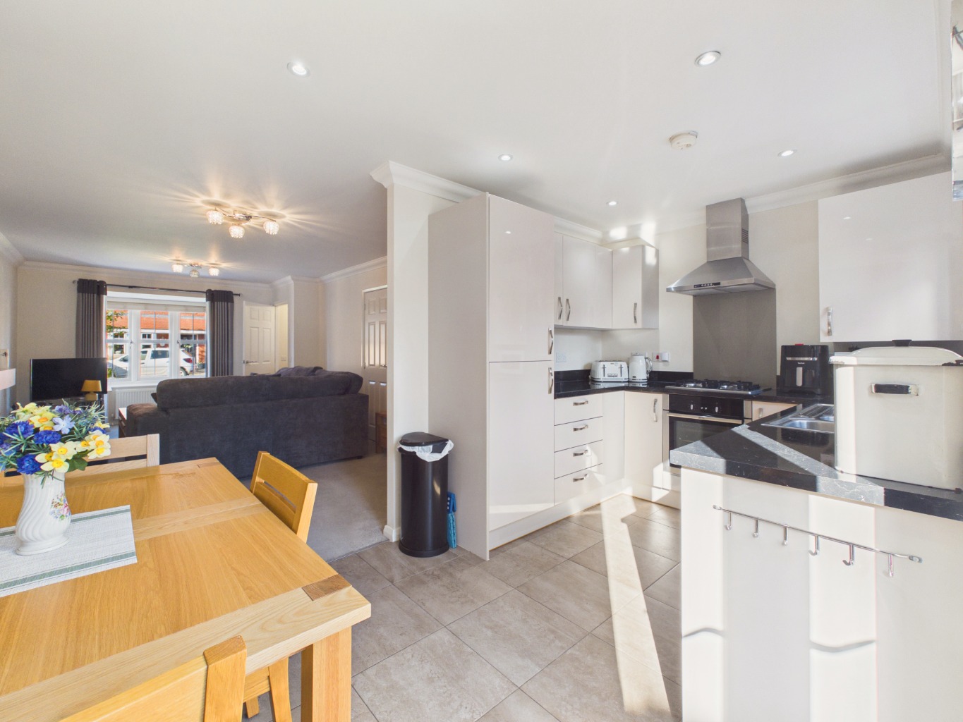 Hamlet Drive, Kingswood, Hull, East Riding of Yorkshire, HU7 3FG