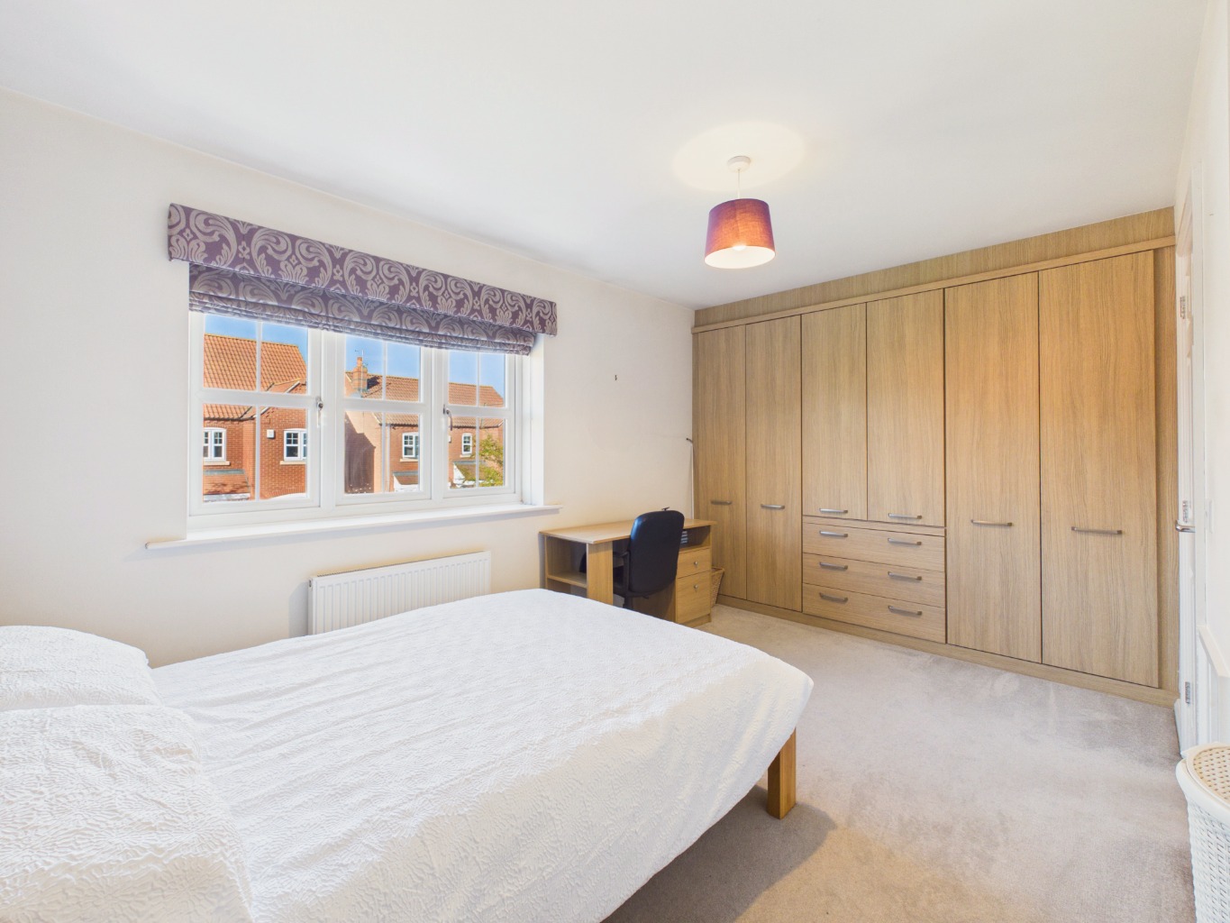 Hamlet Drive, Kingswood, Hull, East Riding of Yorkshire, HU7 3FG