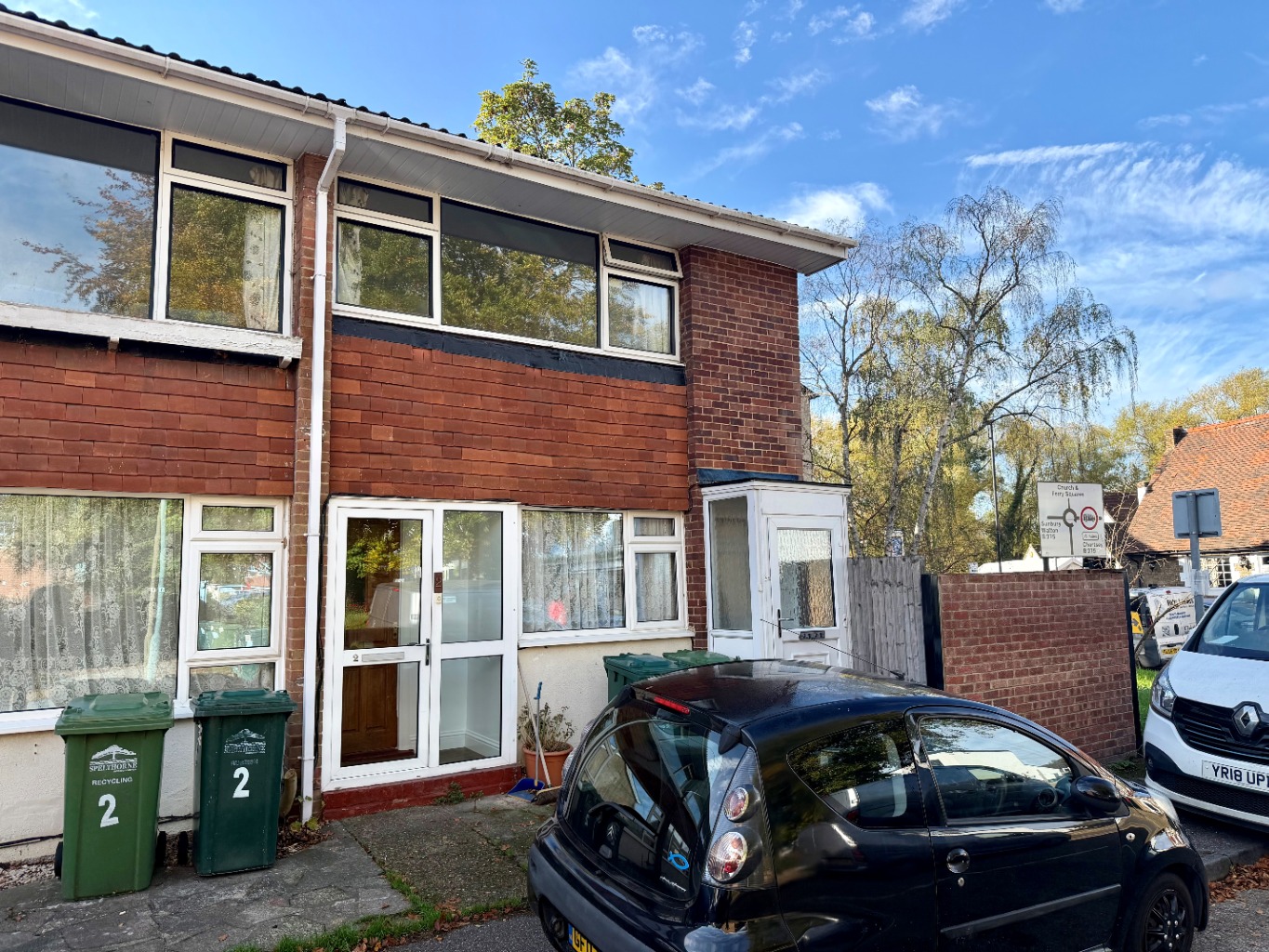 Shepperton Garden Maisonette: Enjoy Village Life and Your Own Private Outdoor Space