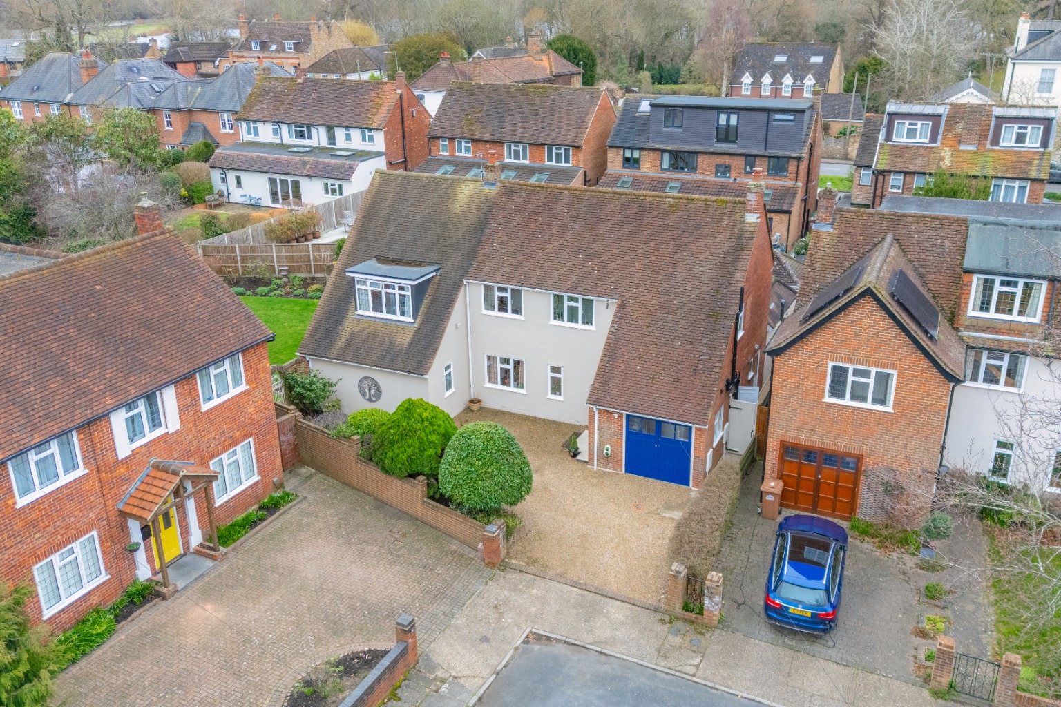 Extended Family Home on a Secluded Corner Plot in Old Shepperton