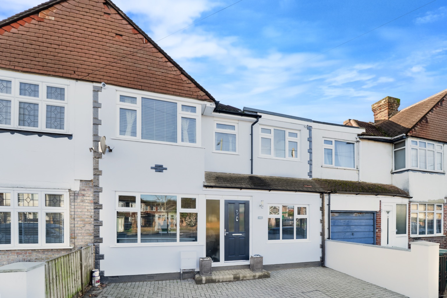 A Stunning Four Bedroom Extended Family Home in Ashford