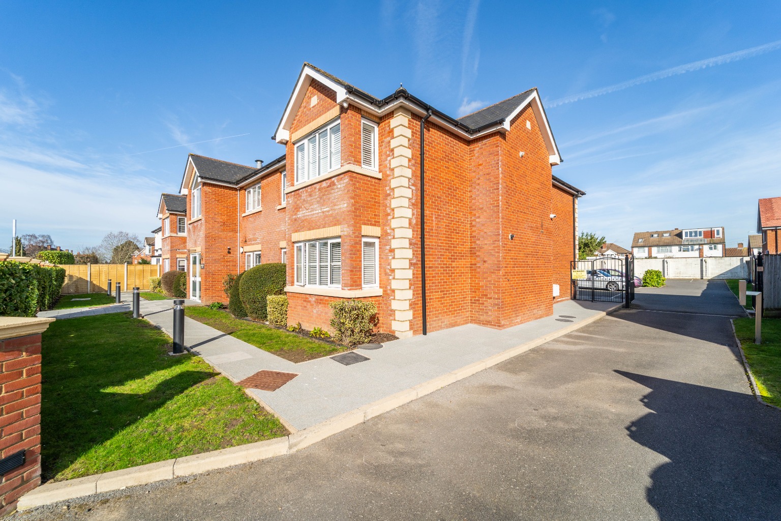 A modern two bedroom ground floor apartment in a gated development in Ashford.