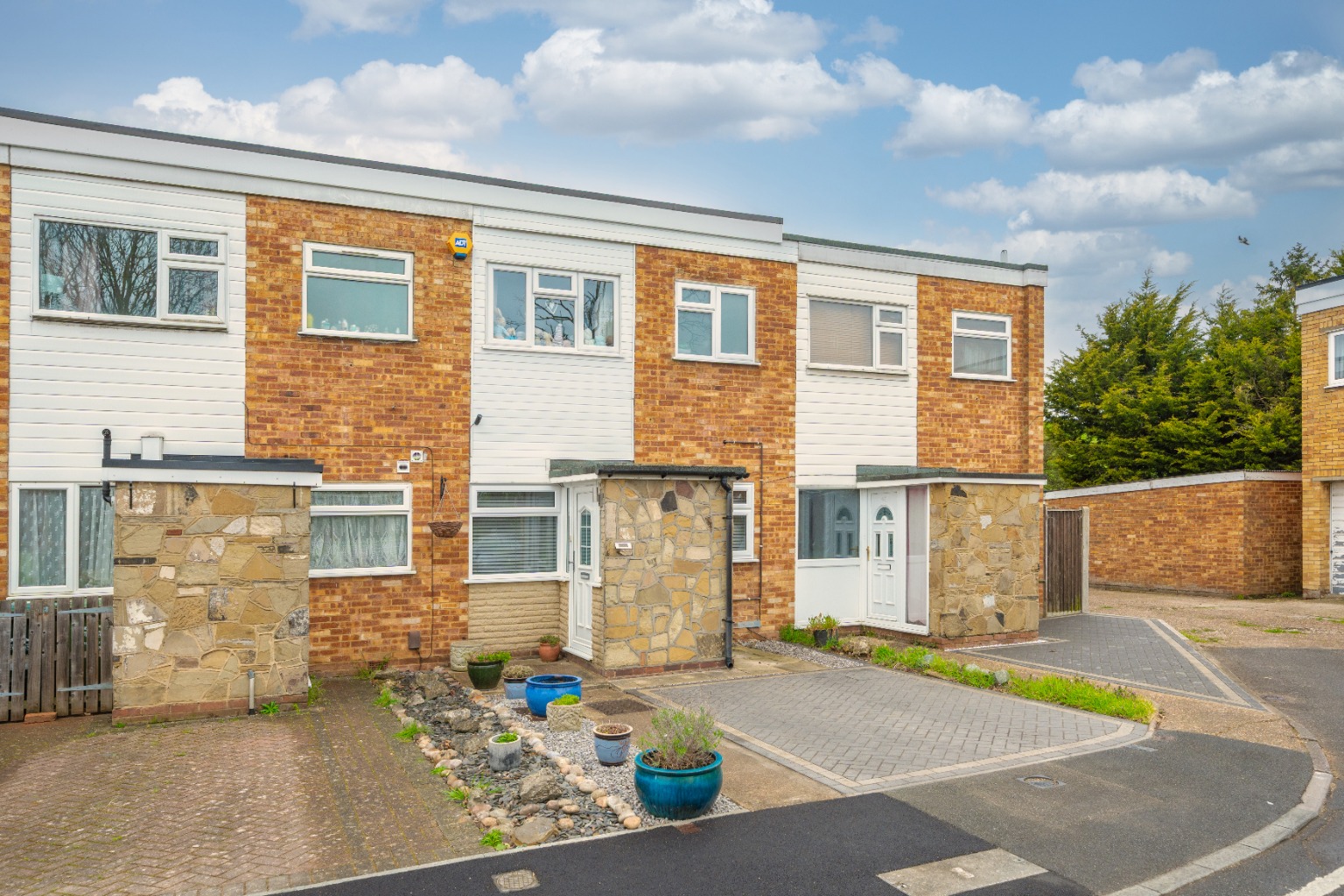 An impressive two double bedroom home with off street parking, backing onto the Reservoir.