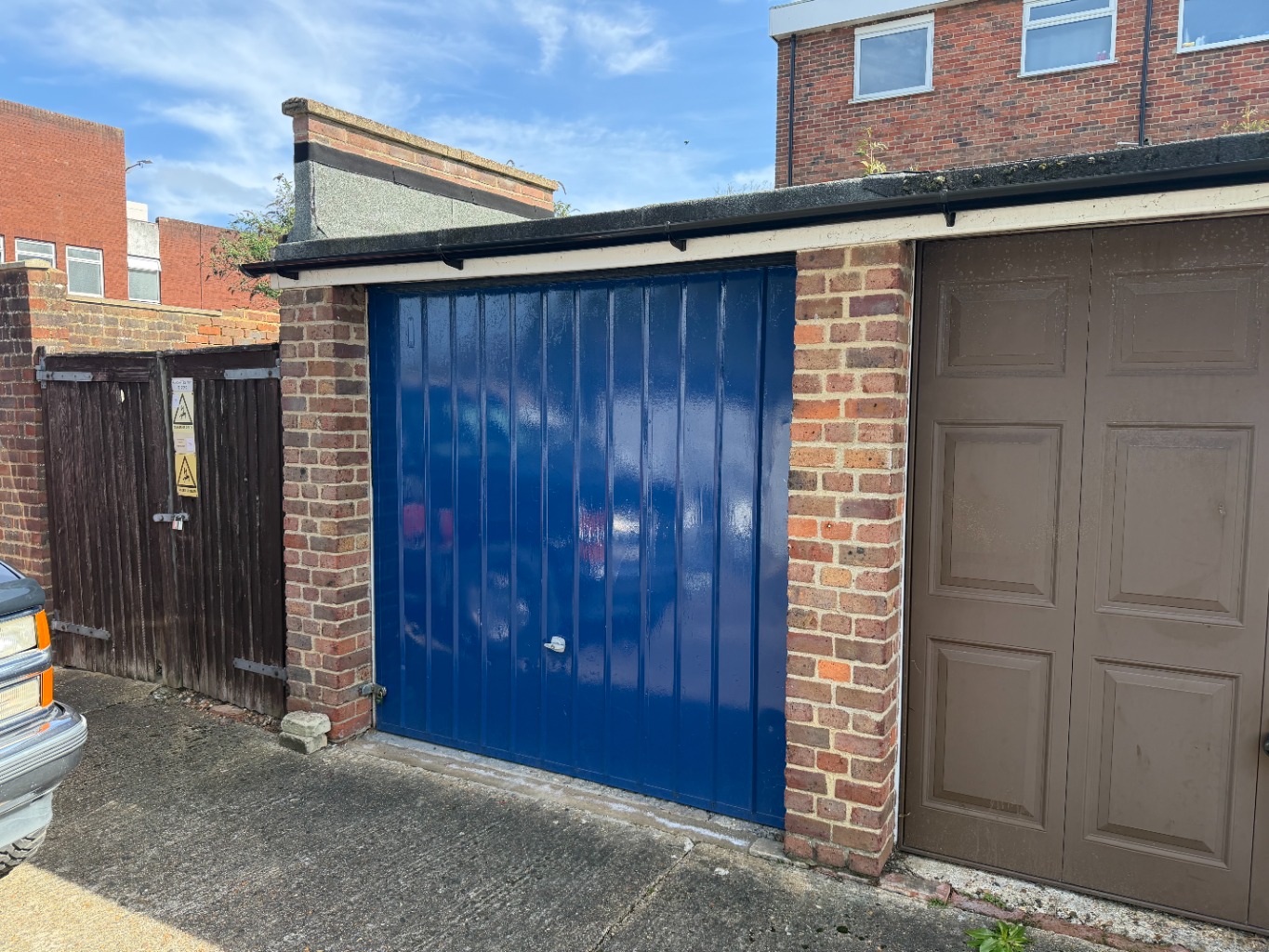 Garage in heart of Shepperton