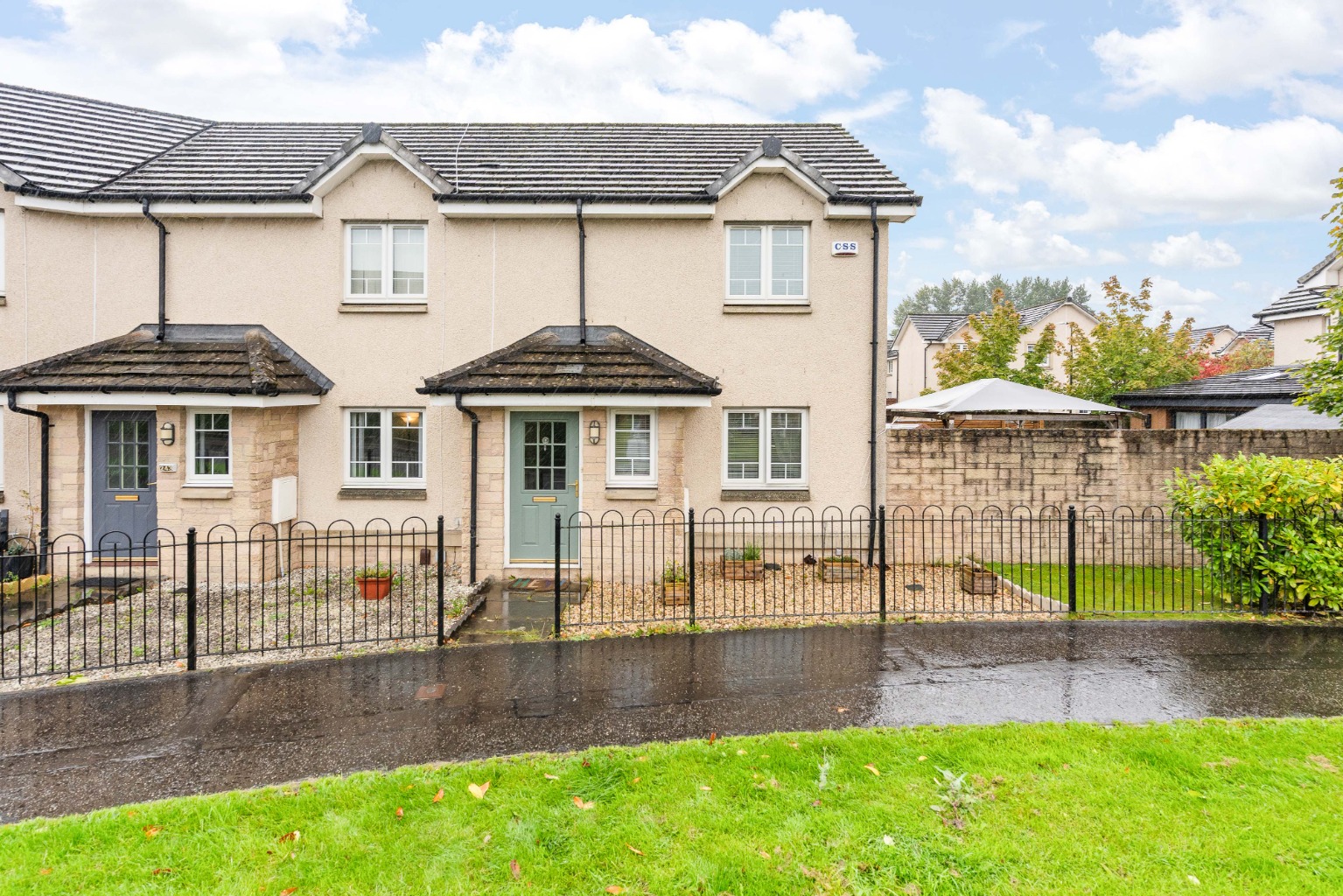 A well-proportioned two double bedroom home in Wester Inch with a south-facing enclosed garden.