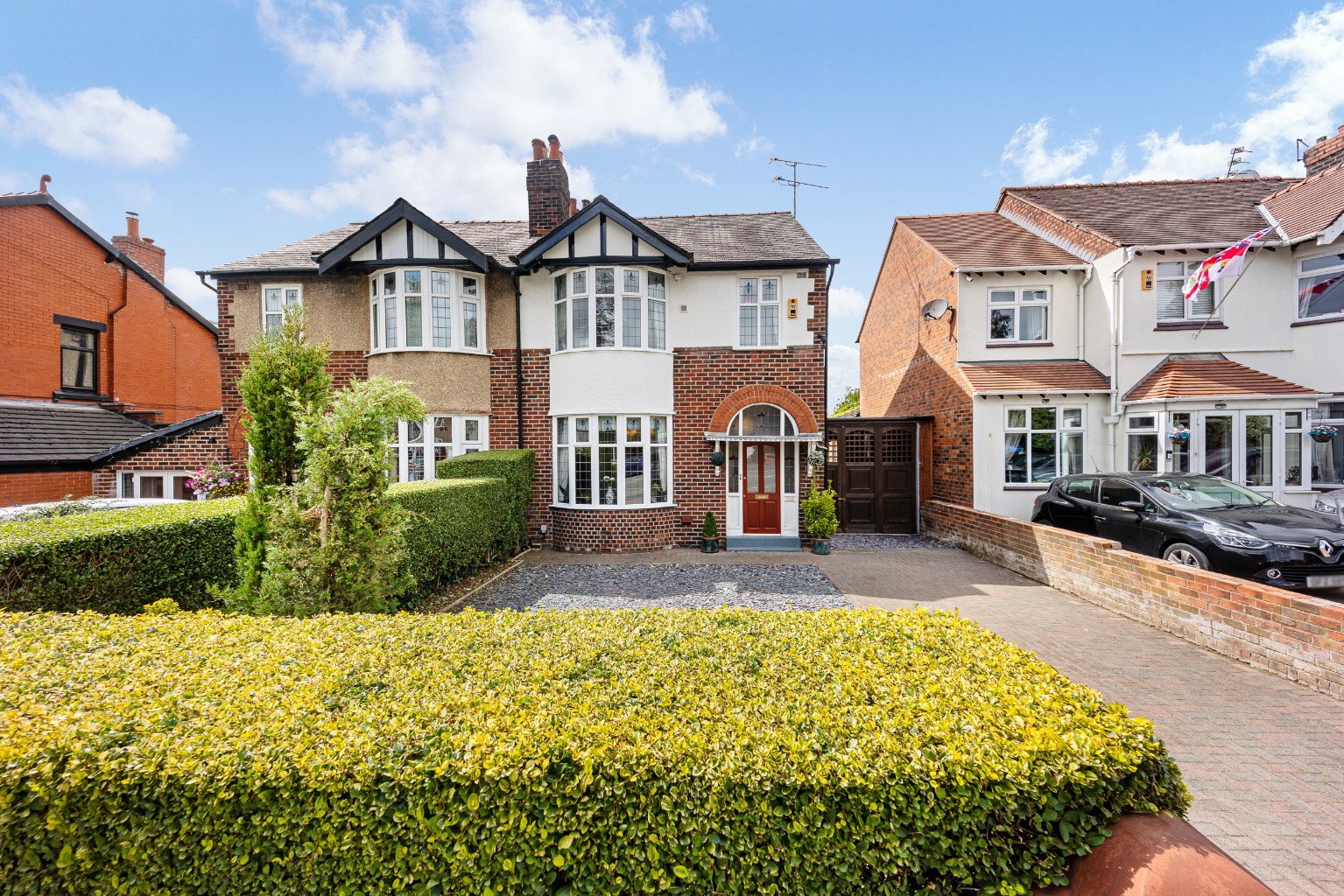 3-Bed Semi-Detached on Newbrook Road, M46 . Garage, Garden & No Chain .  Near Schools & Transport