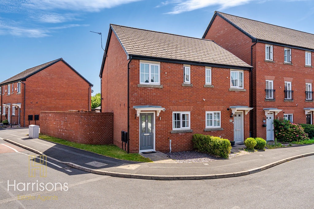 Beautifully Presented Turn-Key Two Bedroom Semi-Detached Home with Conservatory