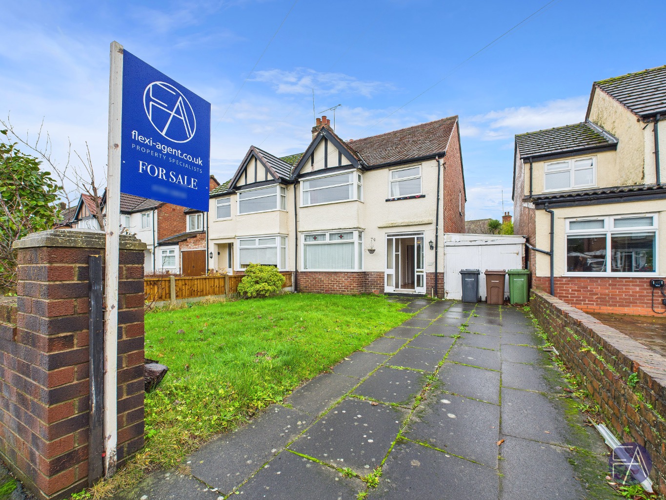 Spacious Three-Bedroom Formby Home: Potential, Parking & No Chain Spacious Three-Bedroom Formby Home: Potential, Parking & No Chain