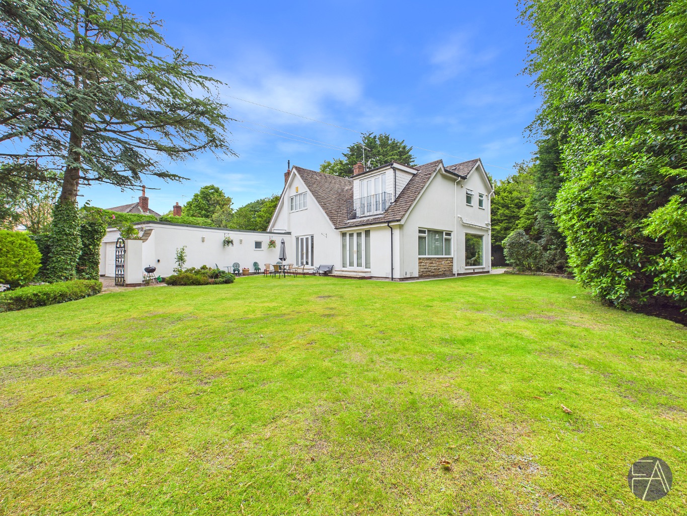 Exceptional Five Bedroom Family Home with Stunning Gardens, No Chain Exceptional Five Bedroom Family Home with Stunning Gardens, No Chain