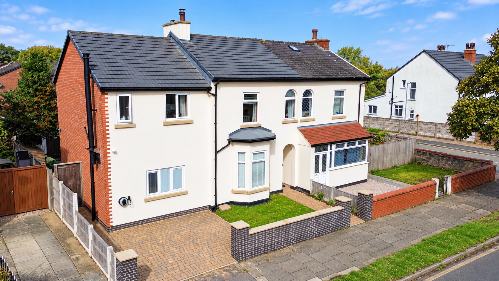 Spacious 4-Bed Family Home in Southport with Open-Plan Living