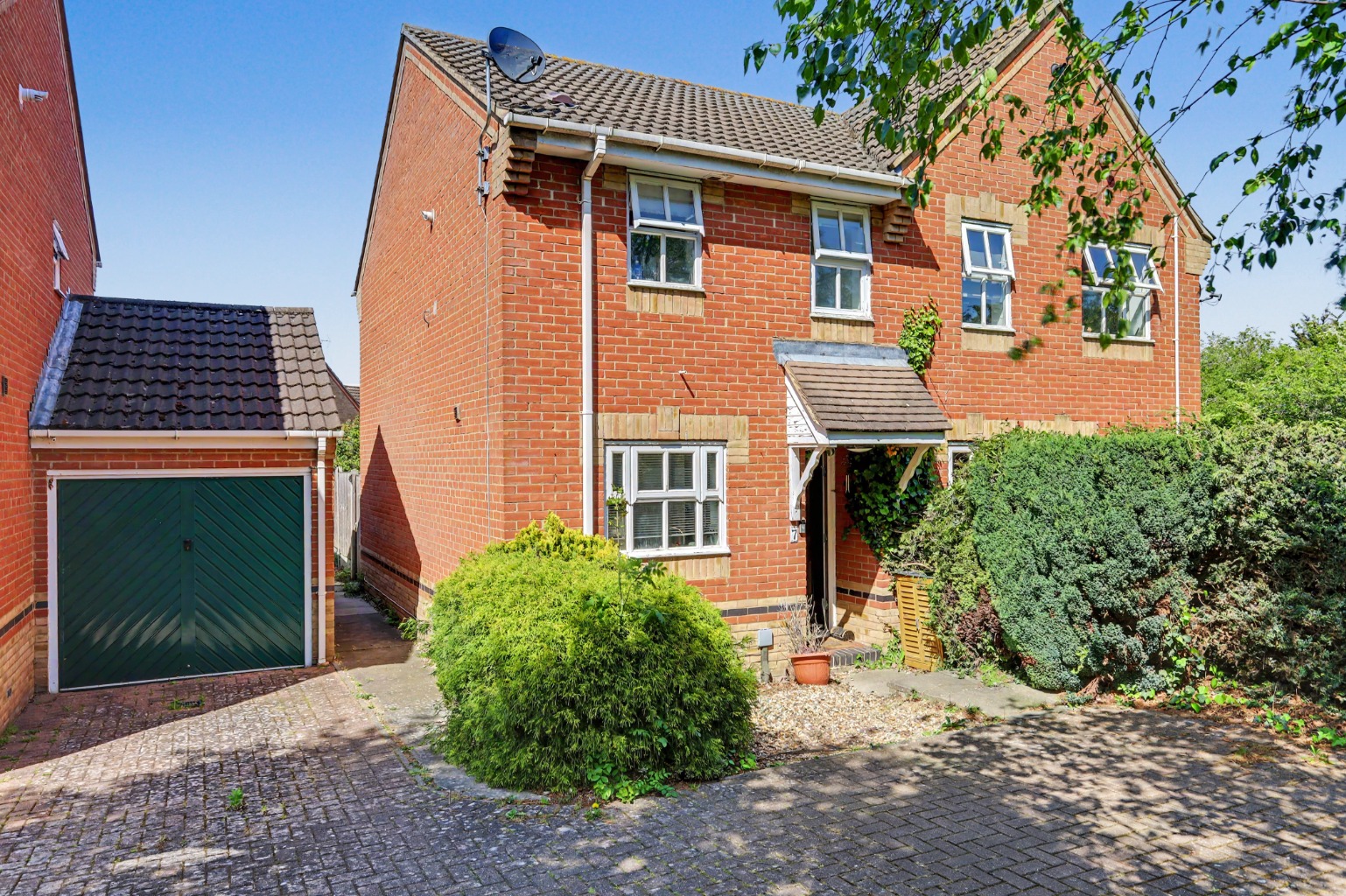 Fawcett Drive, Laindon, Steeple View, Basildon, Essex, SS15