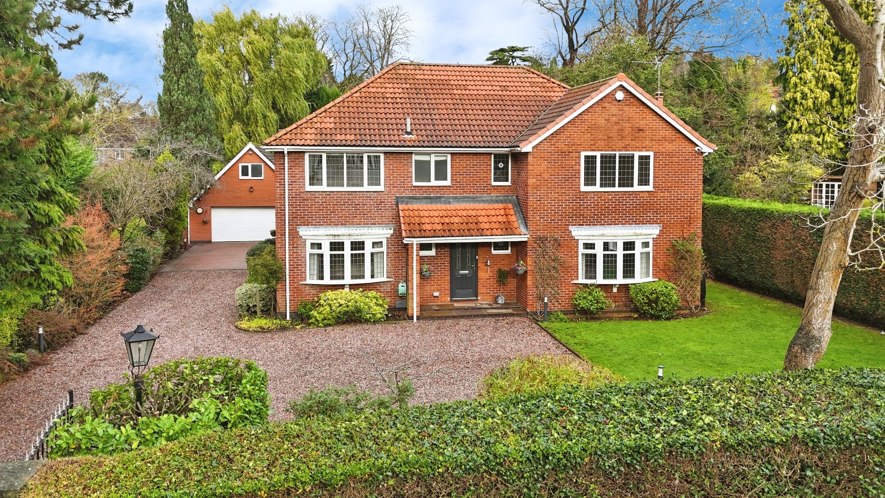 Westfield Park, Elloughton, Brough, HU15 1AN INVITING OFFERS BETWEEN £925,000 - £975,000