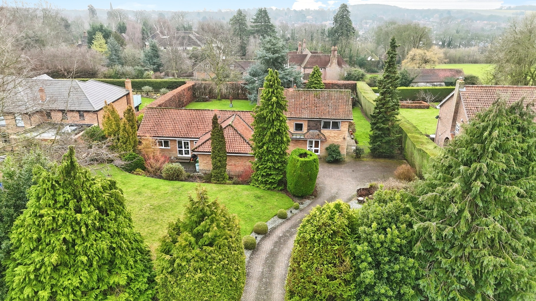 Croft Park, North Ferriby, HU14 3JX INVITING OFFERS BETWEEN £775,000-£850,000