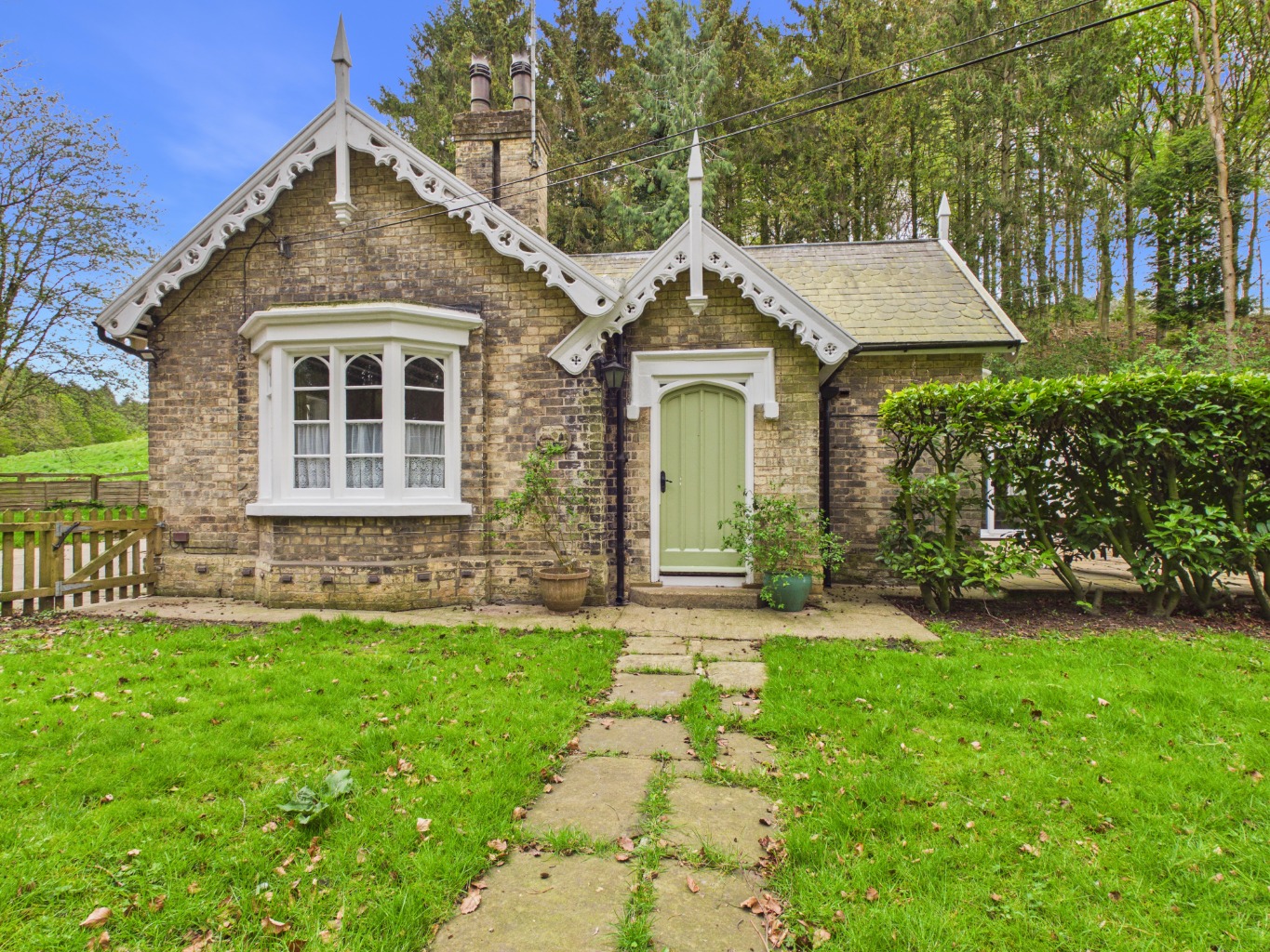 Dale Road, Welton, Brough,  HU15 1PE INVITING OFFERS BETWEEN £500,000-£650,000