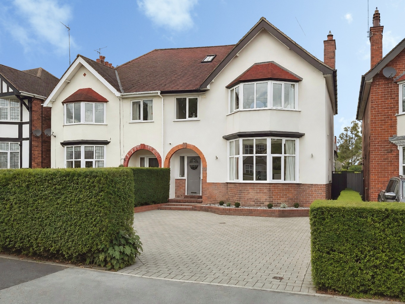 Davenport Avenue, Hessle, HU13 0RP - INVITING OFFERS BETWEEN £550,000 AND £600,000