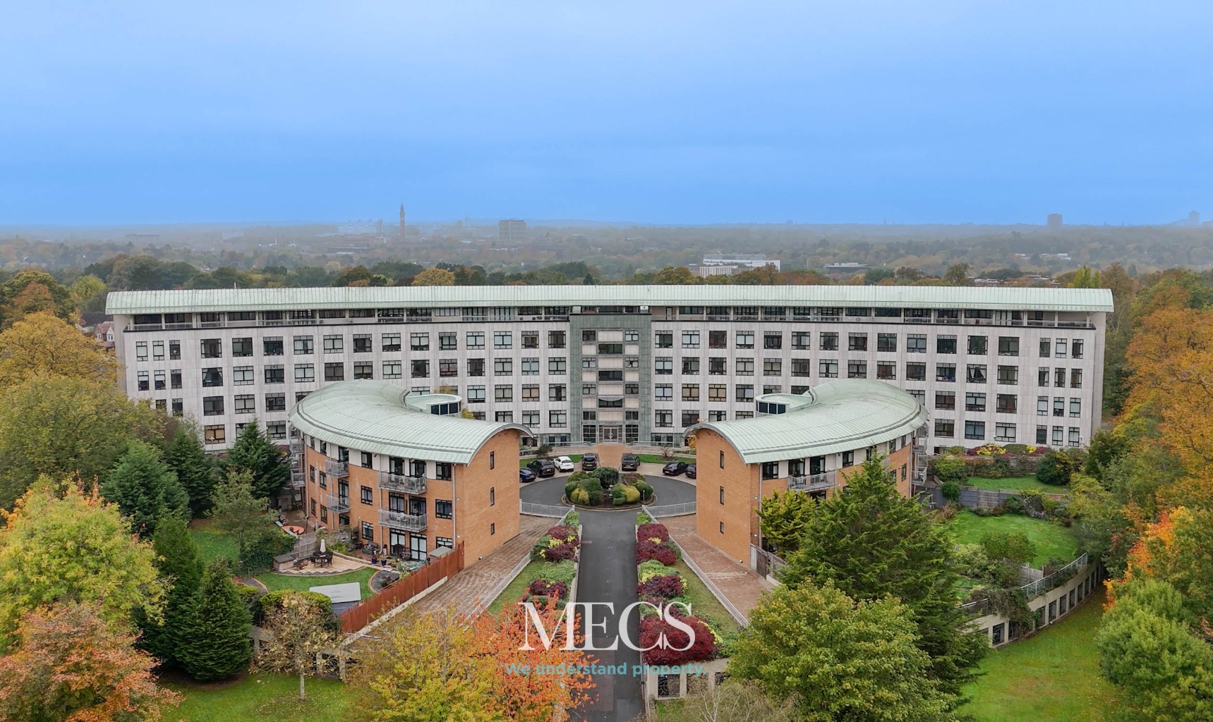 Two Bedroom Apartment  Prestigious Gated Development  Britannic Park, Moseley  974-Year Lease