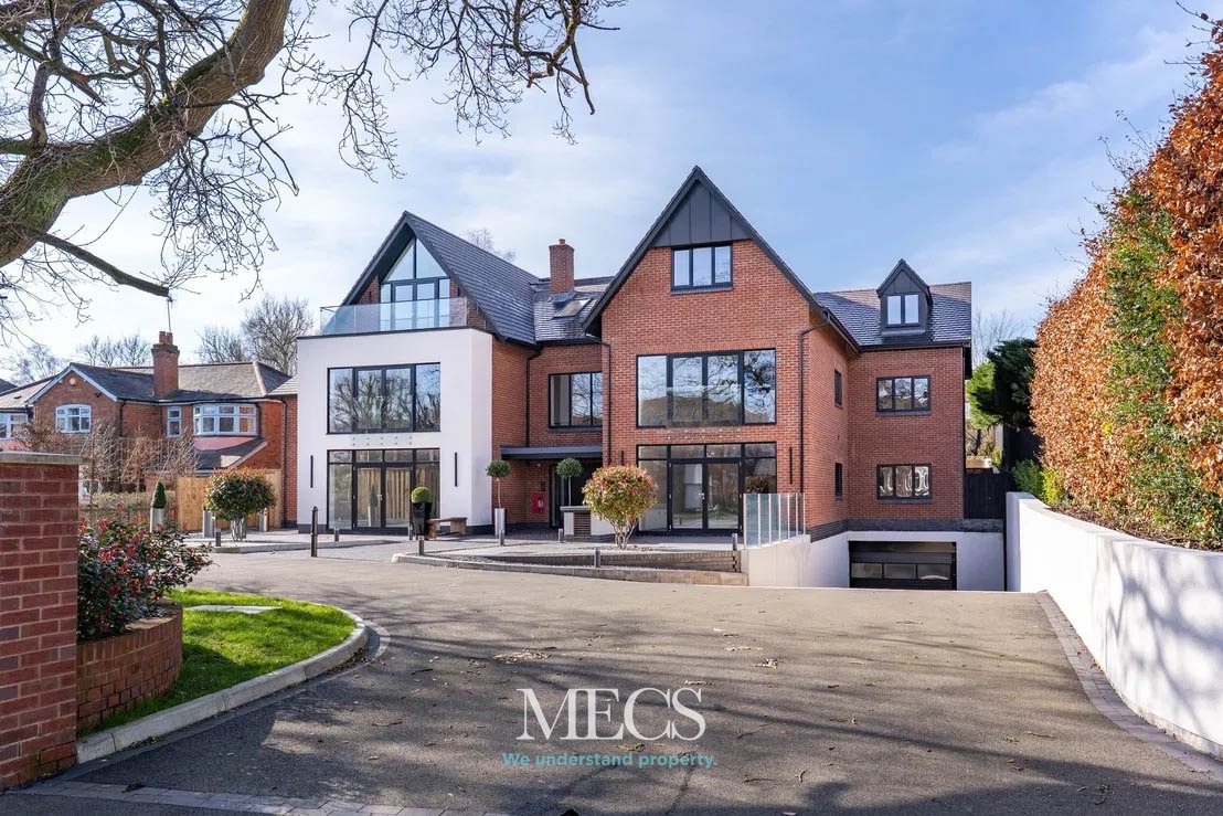 Eight Luxury Two-Bedroom Apartments in Blackwell