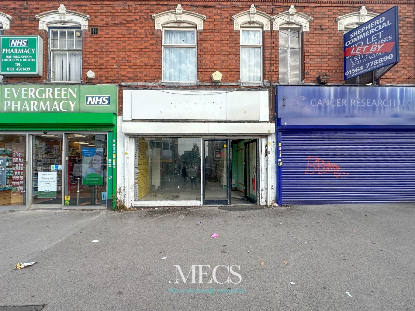 Freehold Shop & 1-Bed Flat - OIRO £300,000 - Motivated Seller