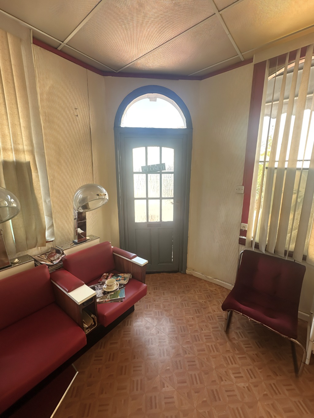 Prime Worcester Investment Opportunity: Dual-Income Commercial & Residential Property Prime Worcester Investment Opportunity: Dual-Income Commercial & Residential Property