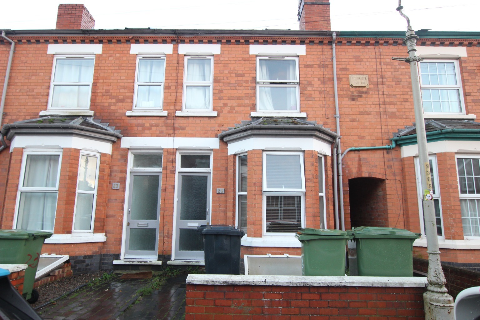 A 5-Bed Terraced House in Worcester: Ideal HMO or Family Home
