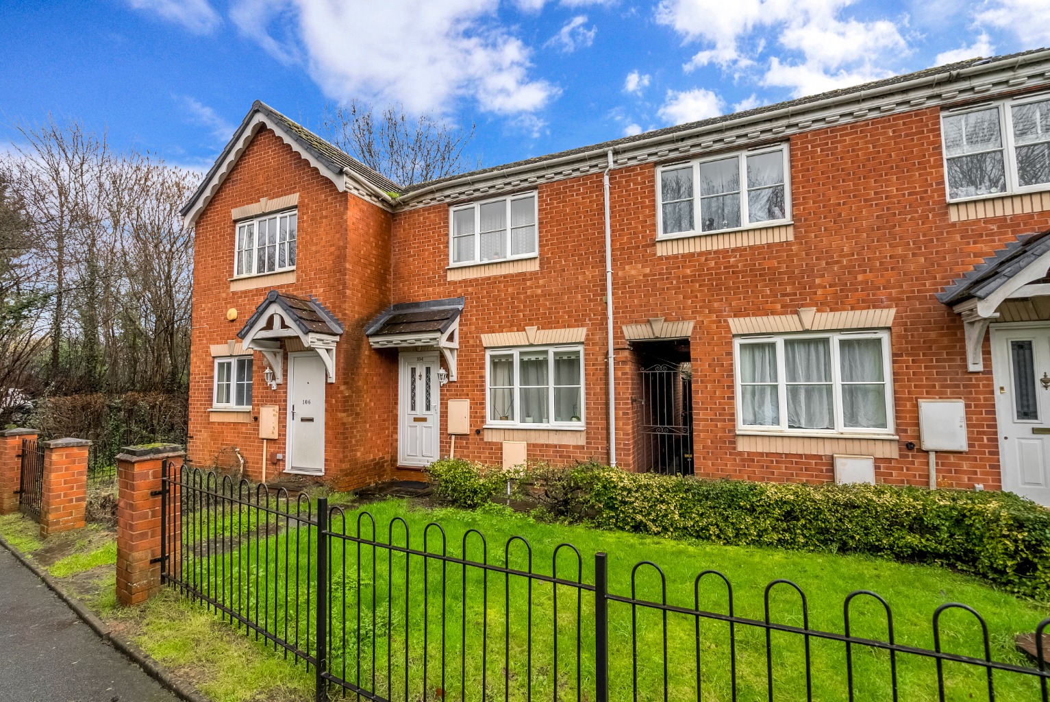 Modern Two-Bedroom Home in Warndon Villages – Ideal Investment or Residential Purchase