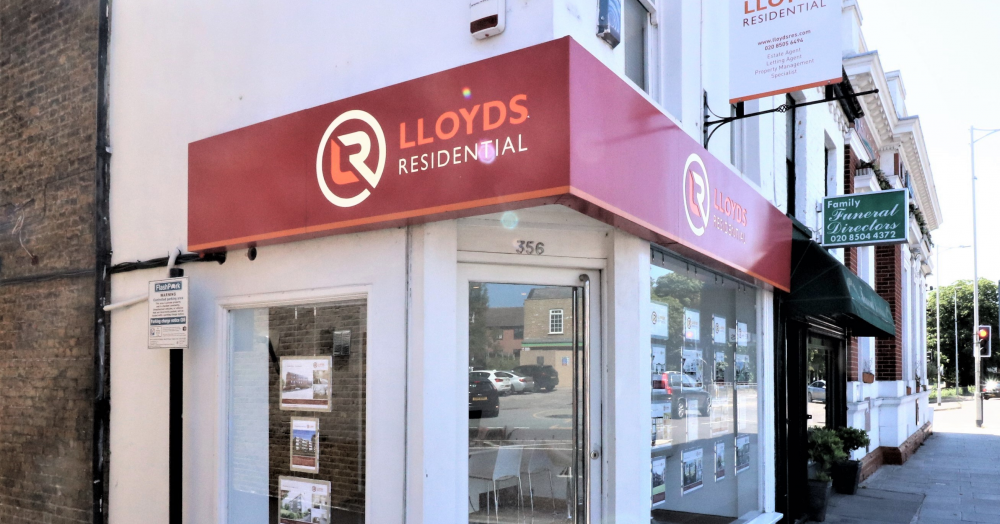 Selling? Renting? The market is changing! Get an idea what your property is worth here 👇 Selling? Renting? The market is changing! Get an idea what your property is worth here 👇