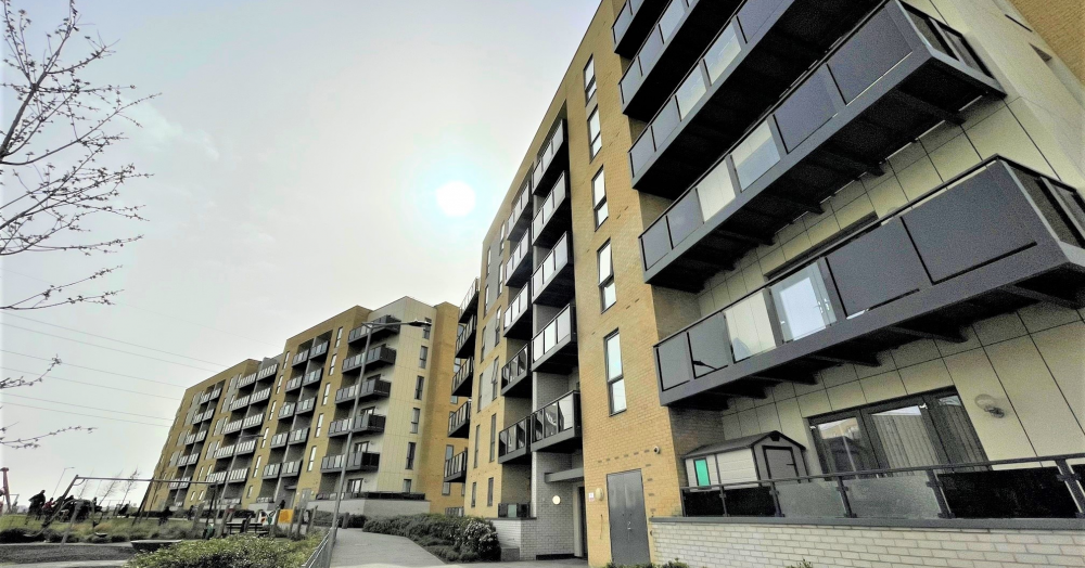 TO LET: Modern two DOUBLE bedroom apartment in Barking Riverside with secure parking!