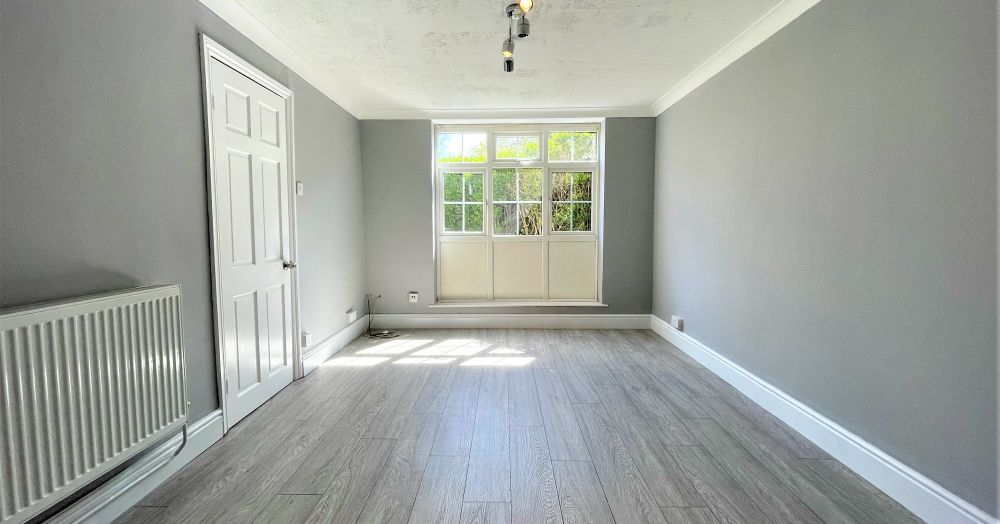 TO LET: Refurbished three bedroom split level maisonette in Bethnal Green > Great location! TO LET: Refurbished three bedroom split level maisonette in Bethnal Green > Great location!