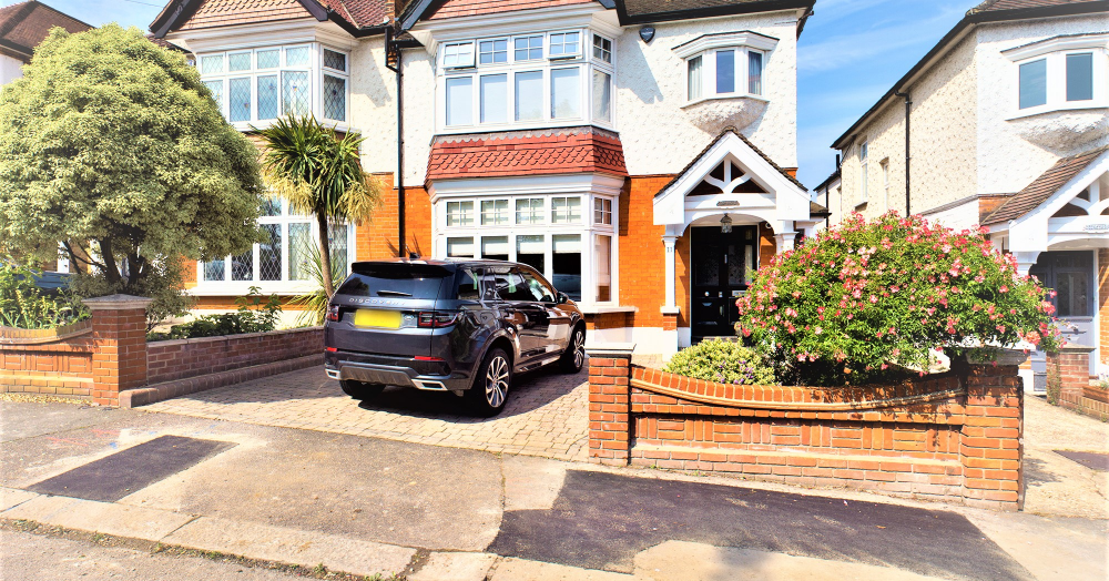 FOR SALE: Beautifully presented five bedroom semi-detached Edwardian property in North Chingford