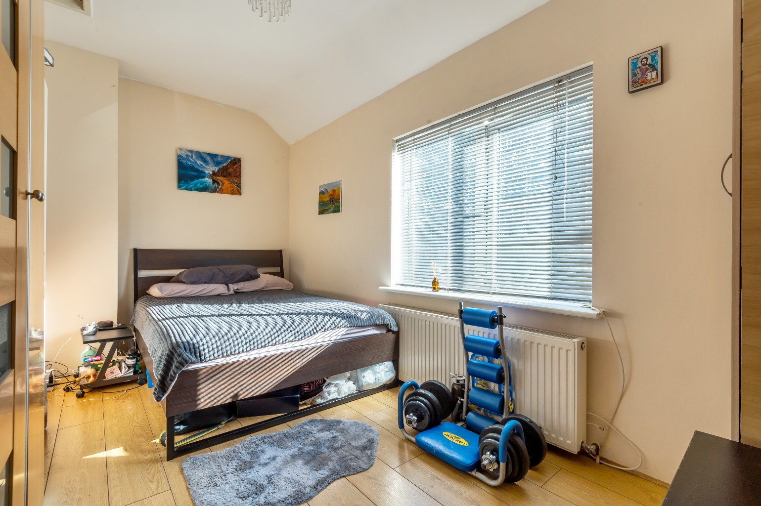 Cheney Row, Walthamstow, E17