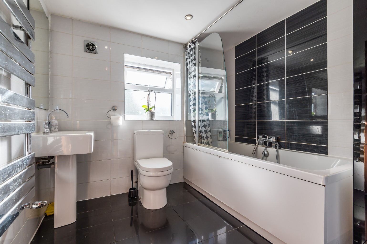 Cheney Row, Walthamstow, E17
