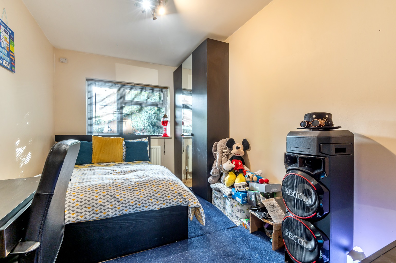 Cheney Row, Walthamstow, E17