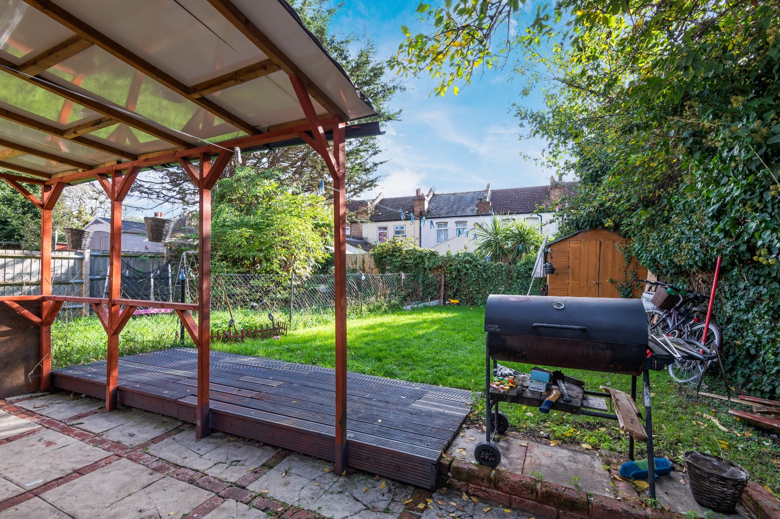 Cheney Row, Walthamstow, E17