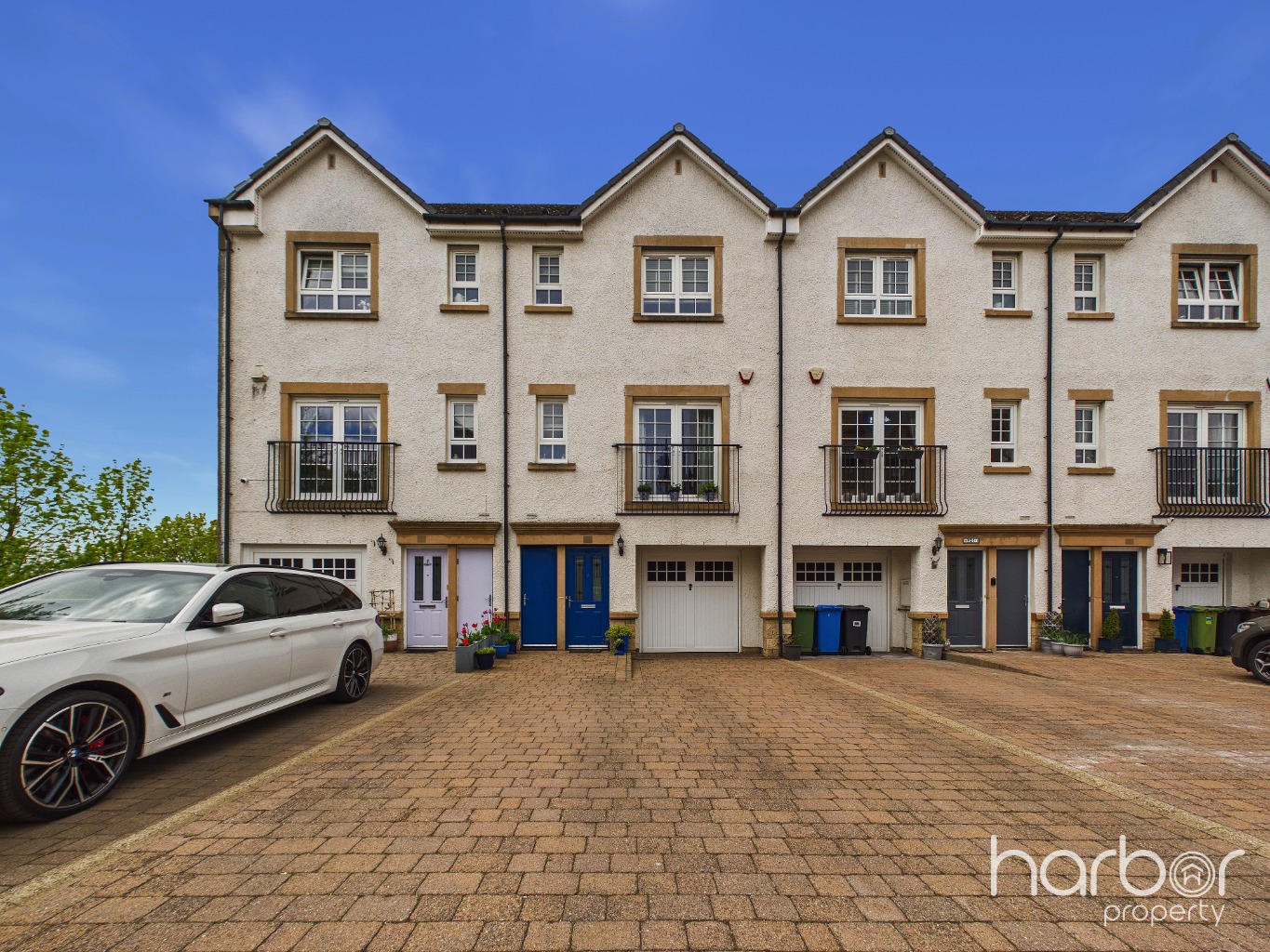 Parklands Oval, Crookston, Glasgow, City Of Glasgow, G53 7SZ