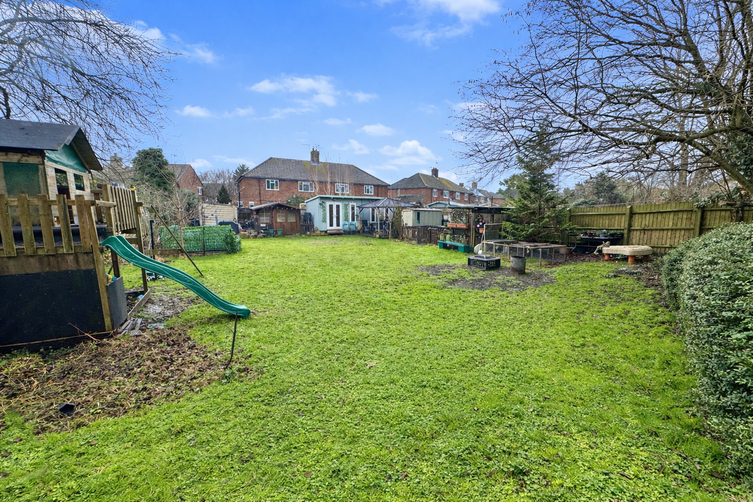 Two-Bedroom First Floor Apartment with Large Rear Garden