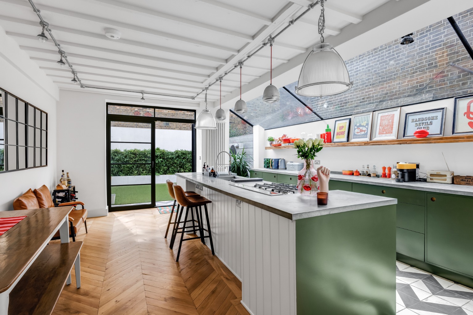 Kate brookfield presents this exceptional four bedroom mid terrace house in Kensal Rise, London NW10