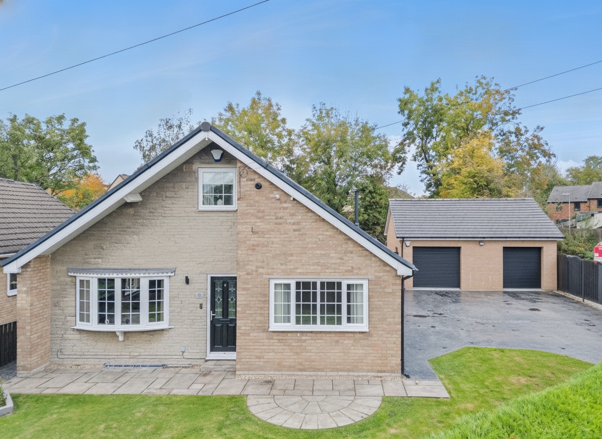Impressive 4-Bed Detached Dormer Bungalow in Thurnscoe