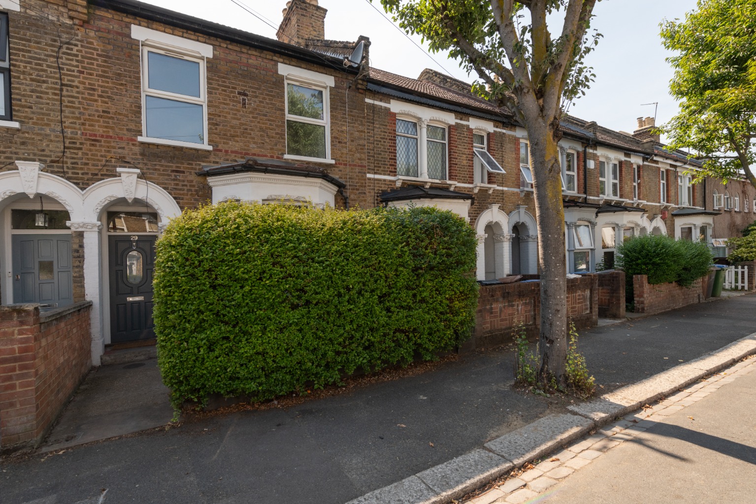Spacious three bedroom house for sale, chain free, in South Leytonstone
