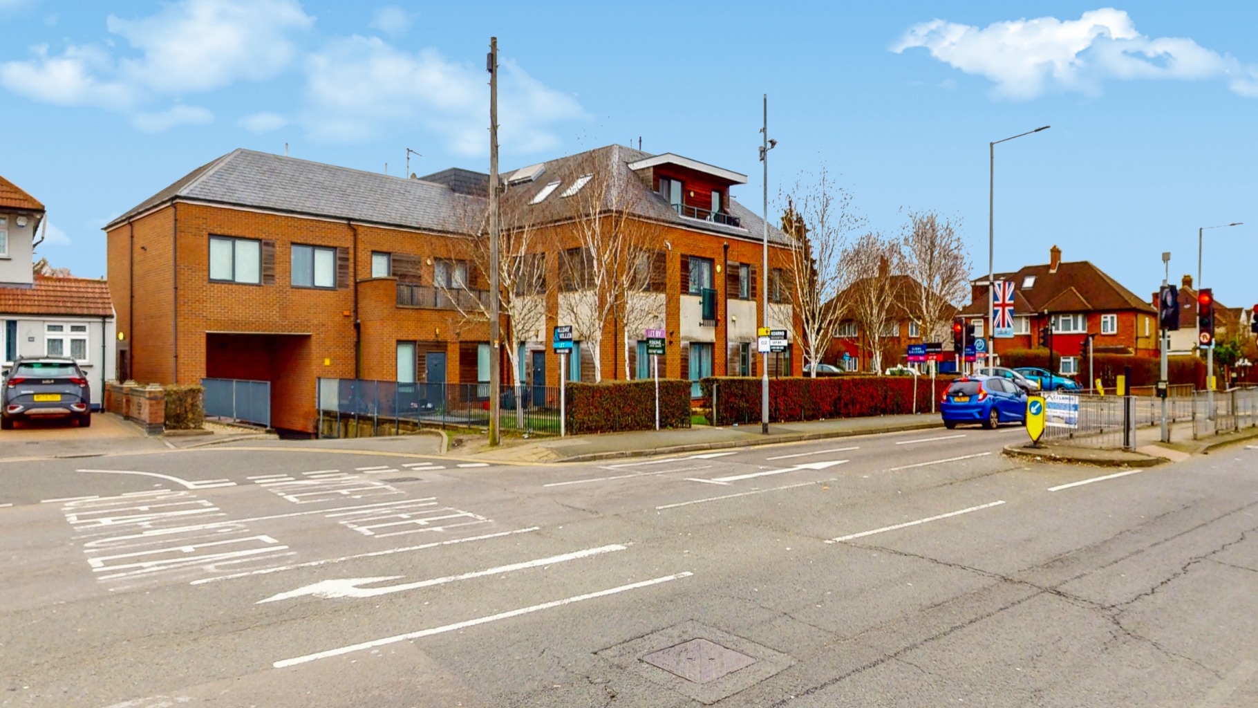 Refurbished Two Bedroom Ground Floor Apartment, West End Road