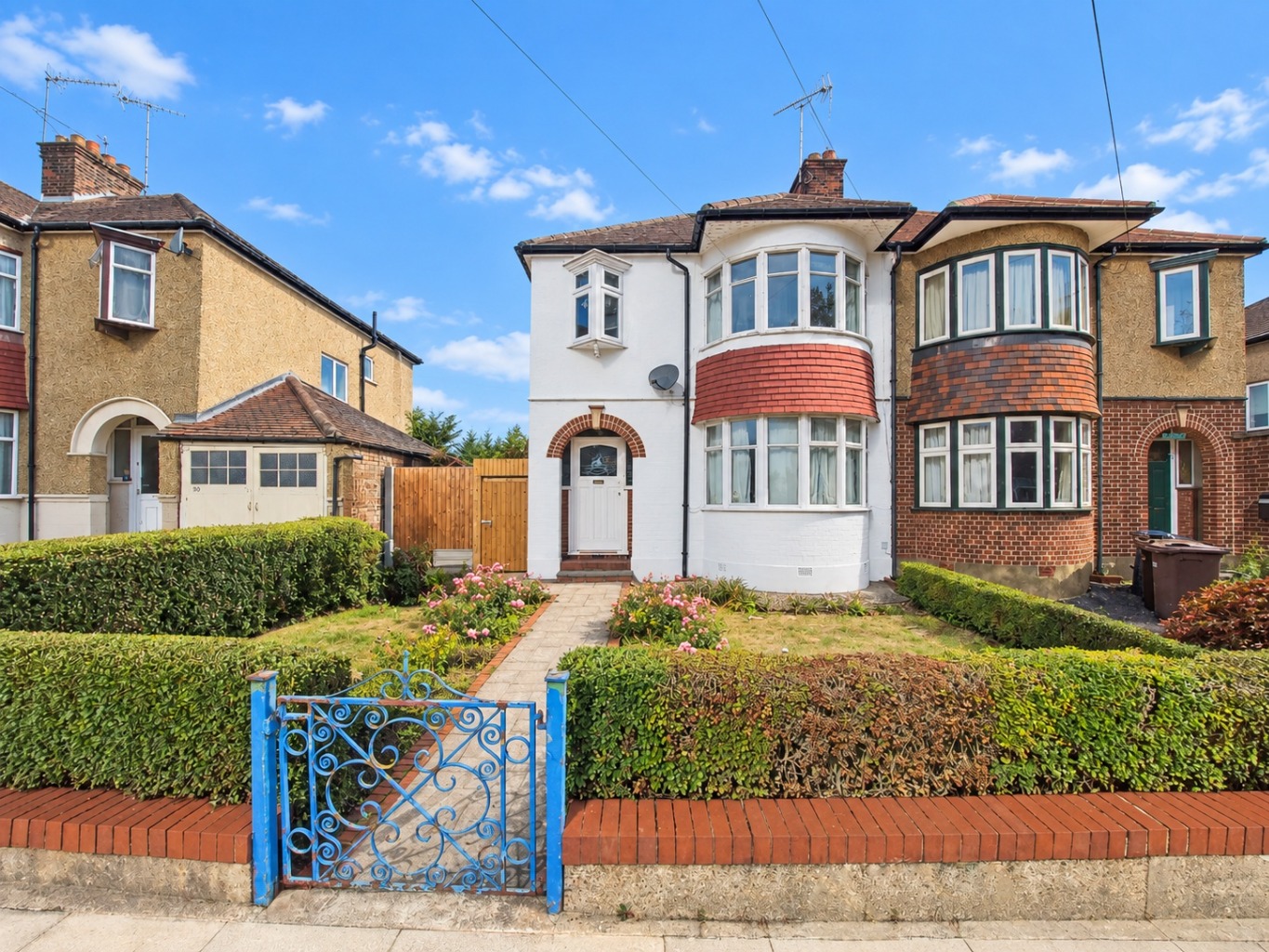 A classic 1930's 3 bedroom semi. Great renovation and extension potential Chain free sale A classic 1930's 3 bedroom semi. Great renovation and extension potential Chain free sale