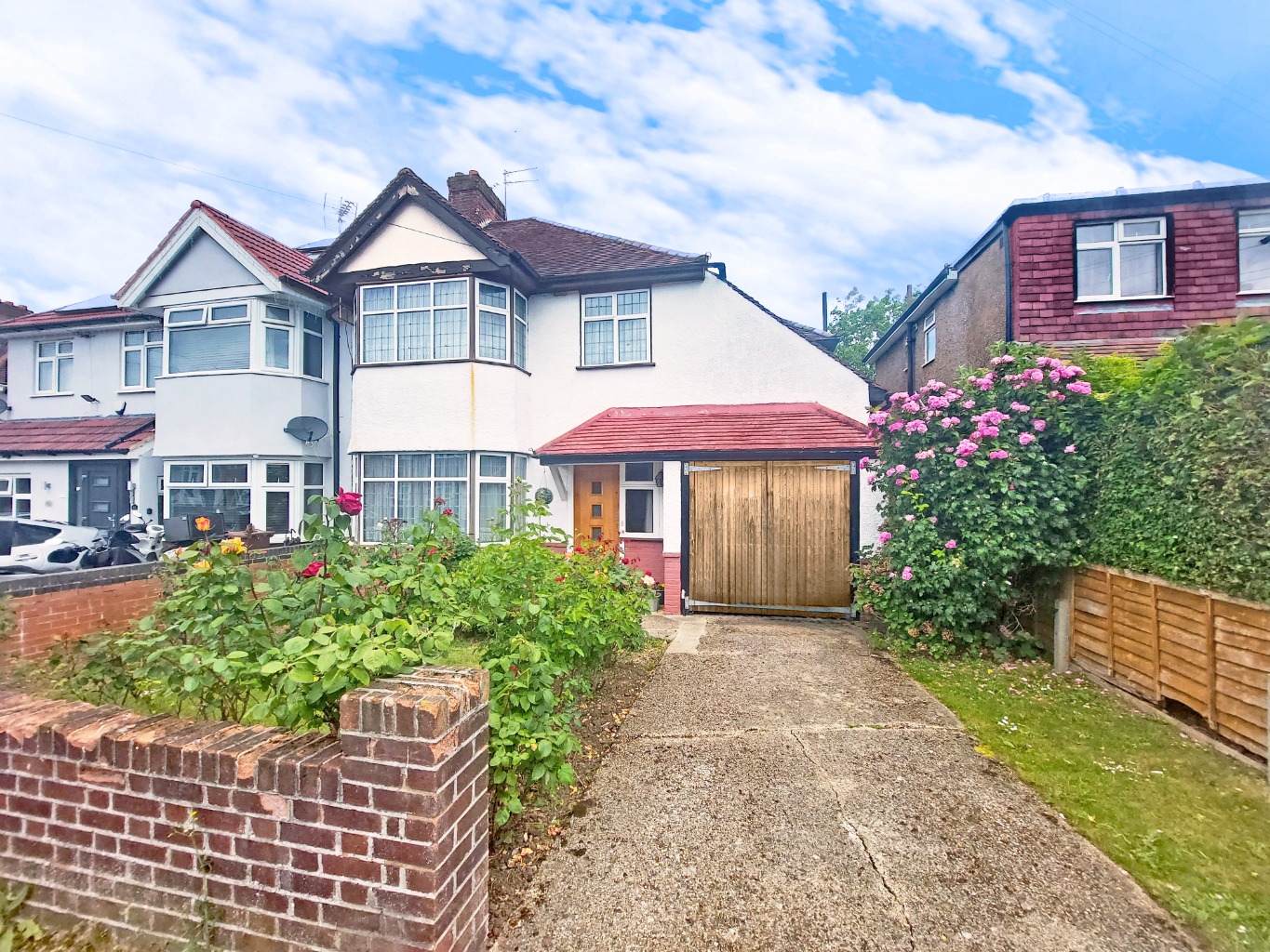 A classic, 1930's 4 bedroom semi detached house set in prime location, offered for sale chain free. A classic, 1930's 4 bedroom semi detached house set in prime location, offered for sale chain free.