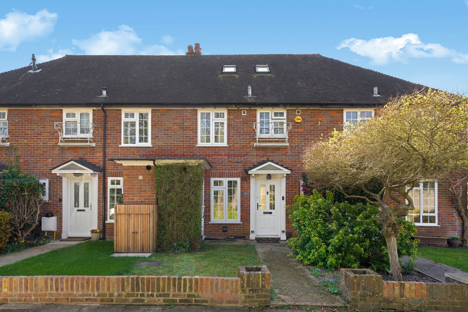 Extended 3 Bed Terraced House, Pinner Cul-De-Sac, Walk to Eastcote Station